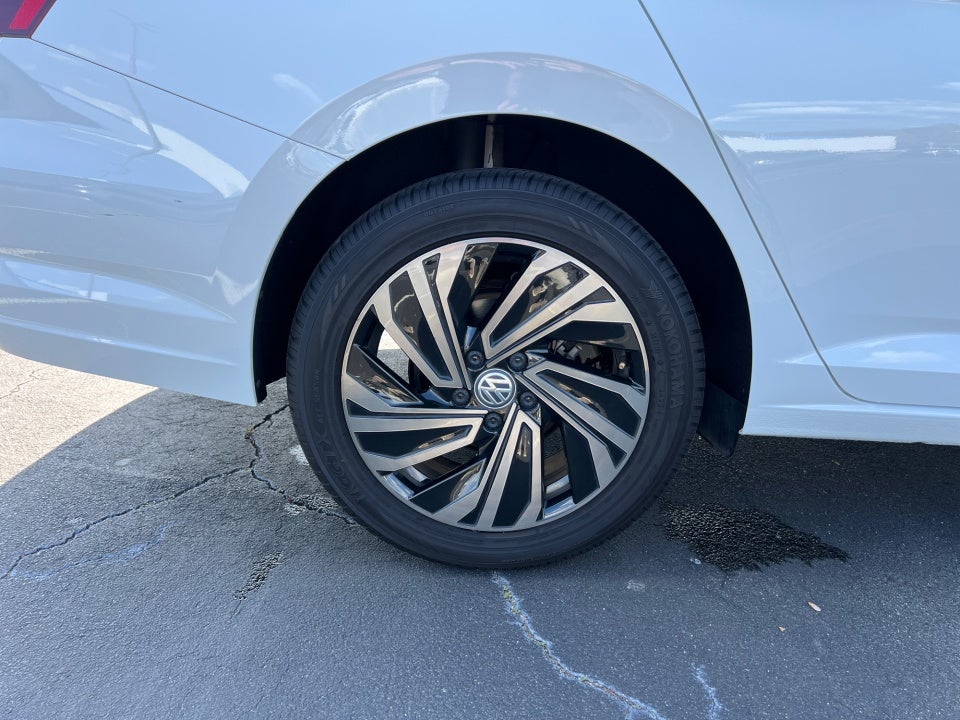 2019 Volkswagen Jetta 1.4T SEL Premium