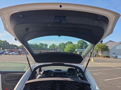 2012 Volkswagen Beetle 2.0T Turbo w/Sound/Nav PZEV