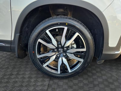 2022 Honda Pilot Touring 7-Passenger
