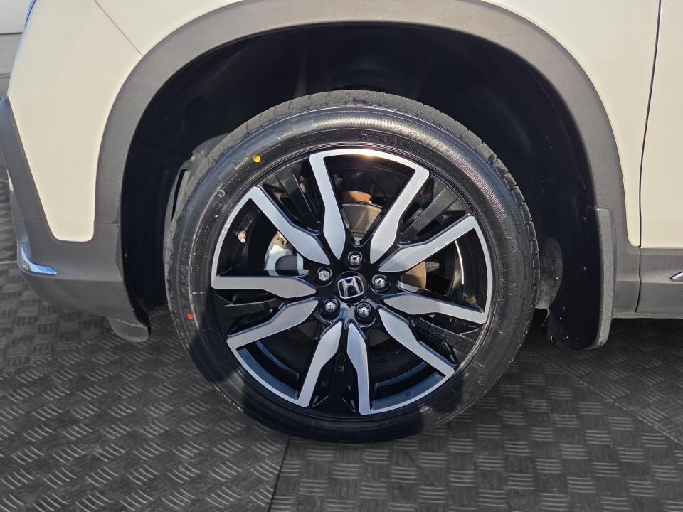 2022 Honda Pilot Touring 7-Passenger