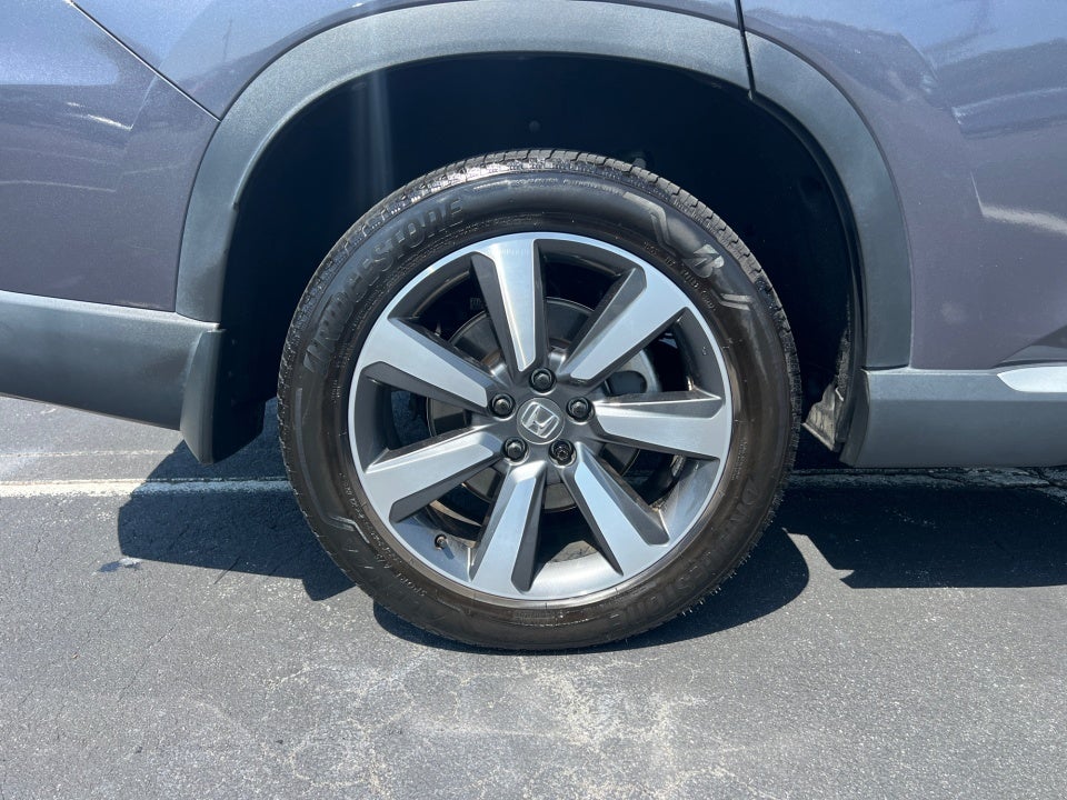 2025 Honda Pilot Touring