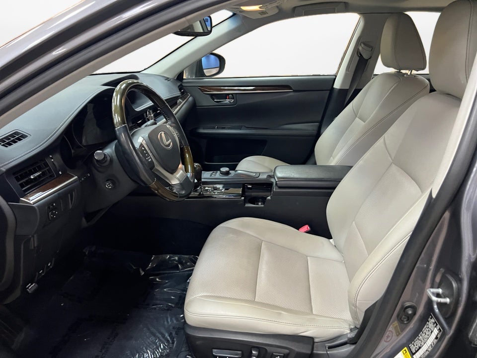 2014 Lexus ES 350 4dr Sdn