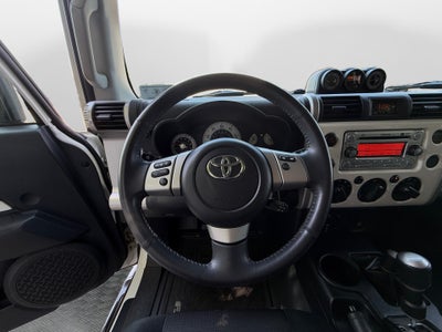 2014 Toyota FJ Cruiser Base