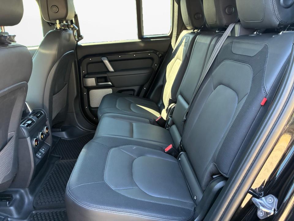 2024 Land Rover Defender Outbound