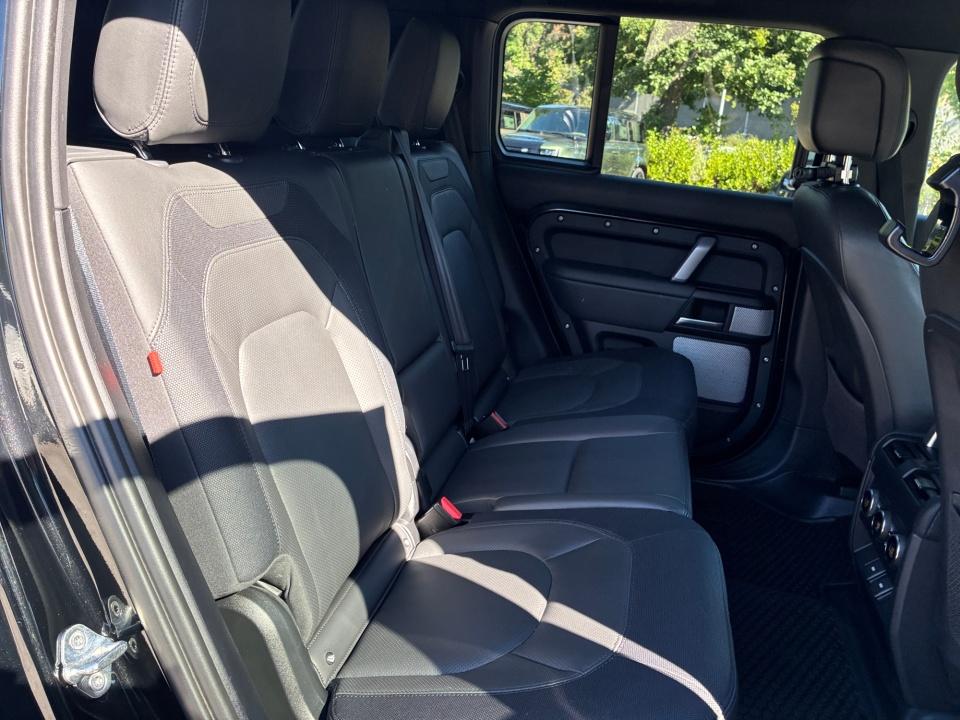 2024 Land Rover Defender Outbound