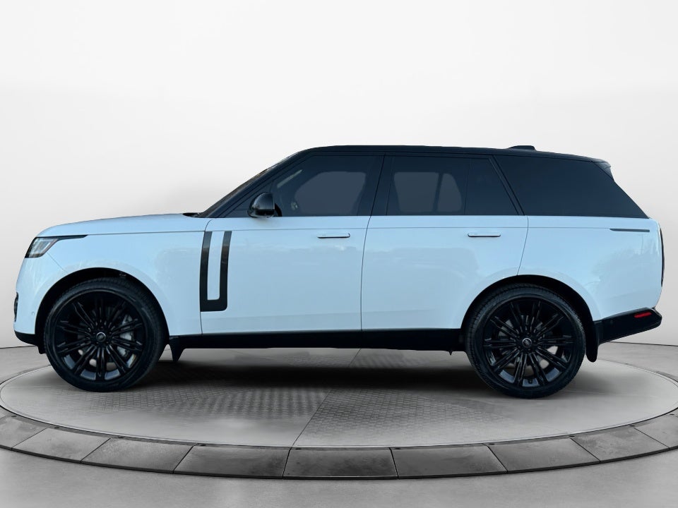 2023 Land Rover Range Rover P530 SE