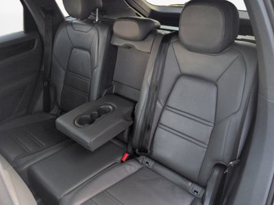 2019 Porsche Cayenne Base