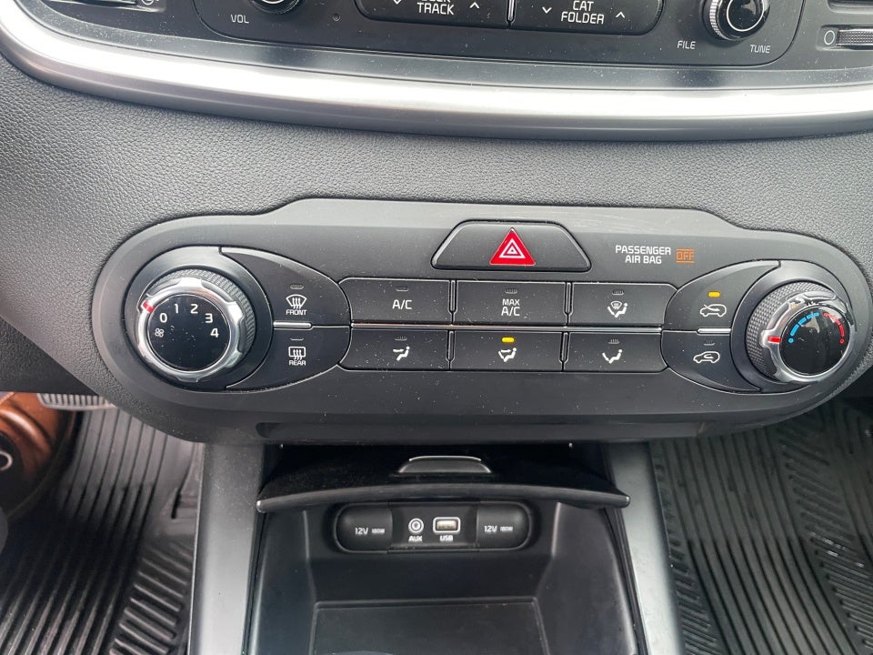 2016 Kia Sorento 2.4L LX