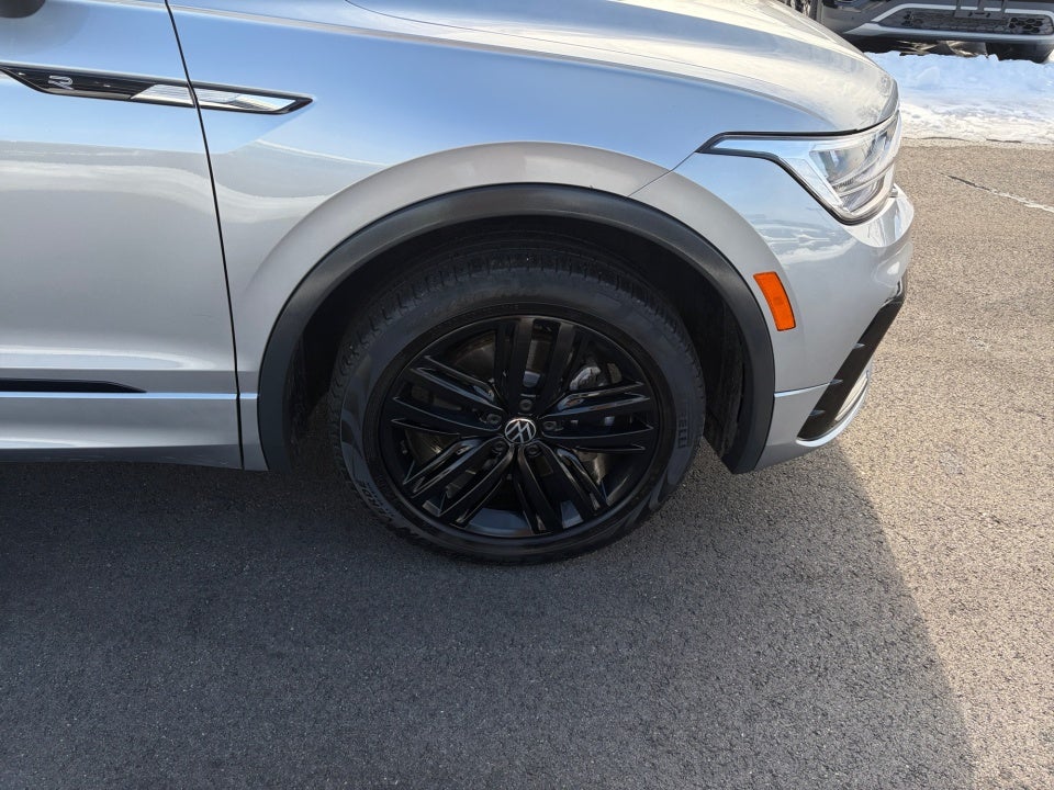 2022 Volkswagen Tiguan 2.0T SE R-Line Black