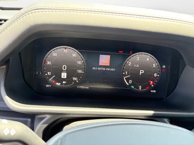 2024 Land Rover Defender X-Dynamic SE