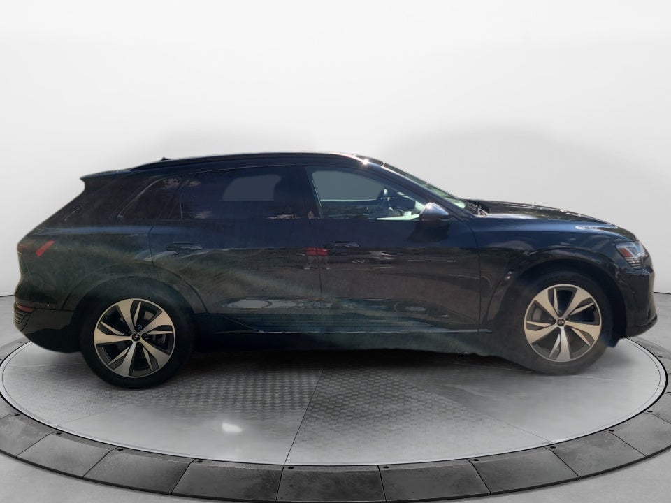 2024 Audi Q8 e-tron Premium