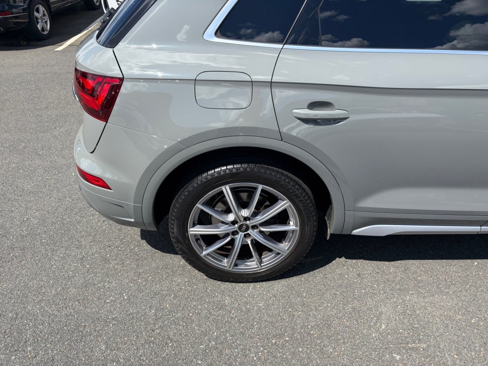 2022 Audi SQ5 Premium