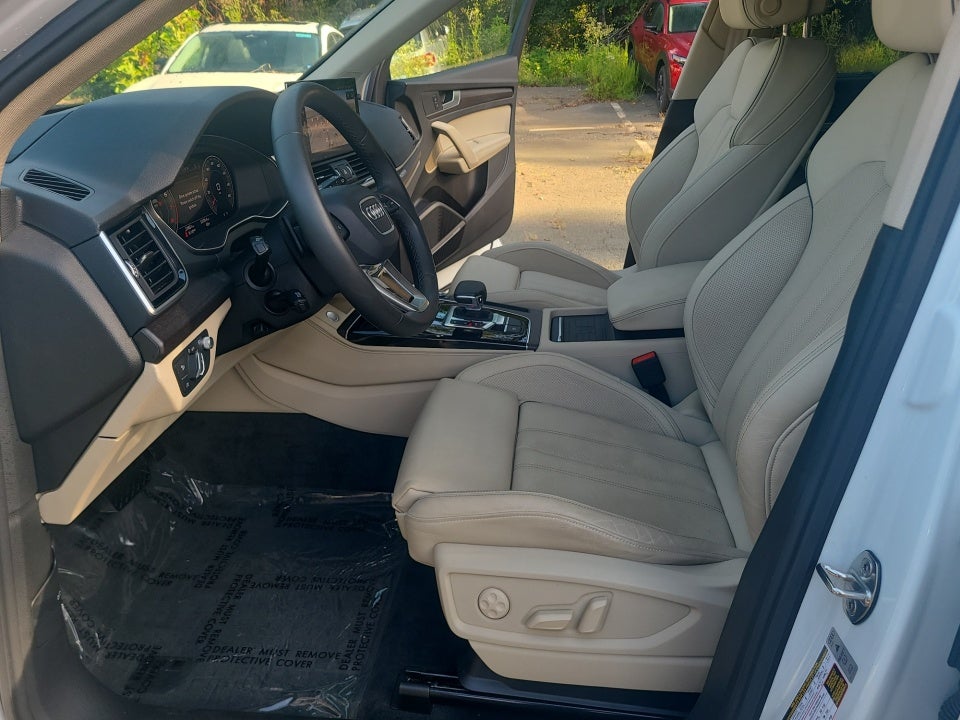 2024 Audi Q5 S line Prestige