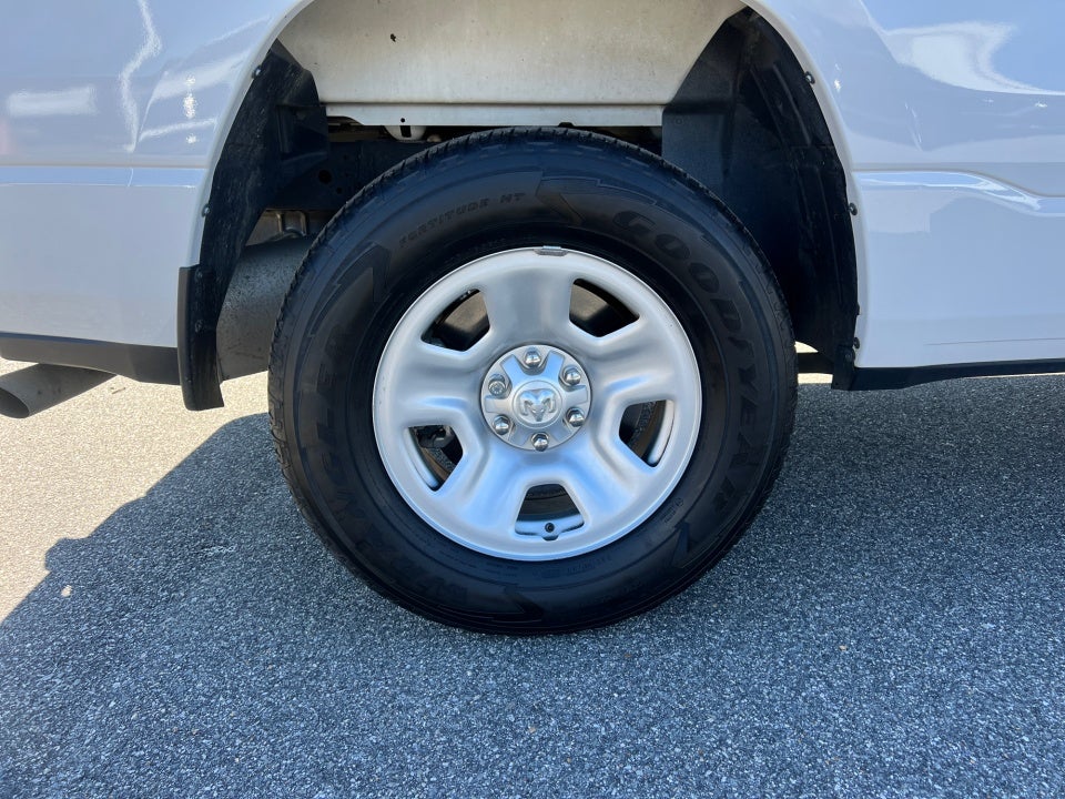 2024 RAM 1500 Tradesman Quad Cab 4x4 6'4" Box