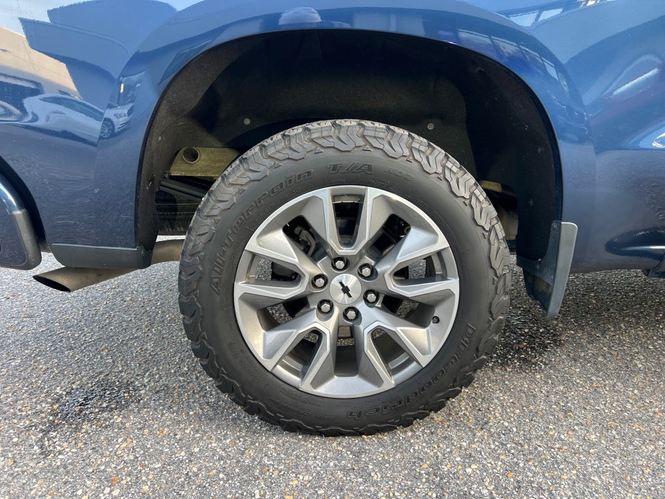 2021 Chevrolet Silverado 1500 4WD Crew Cab Short Bed RST