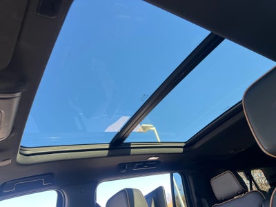 2023 GMC Yukon XL 4WD AT4