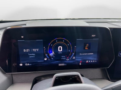2025 Chevrolet Traverse FWD LT
