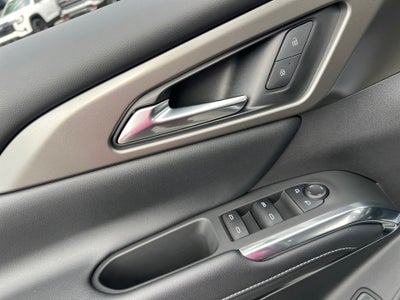 2025 Chevrolet Traverse FWD LT