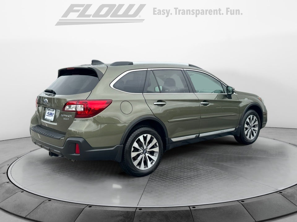 2018 Subaru Outback Touring